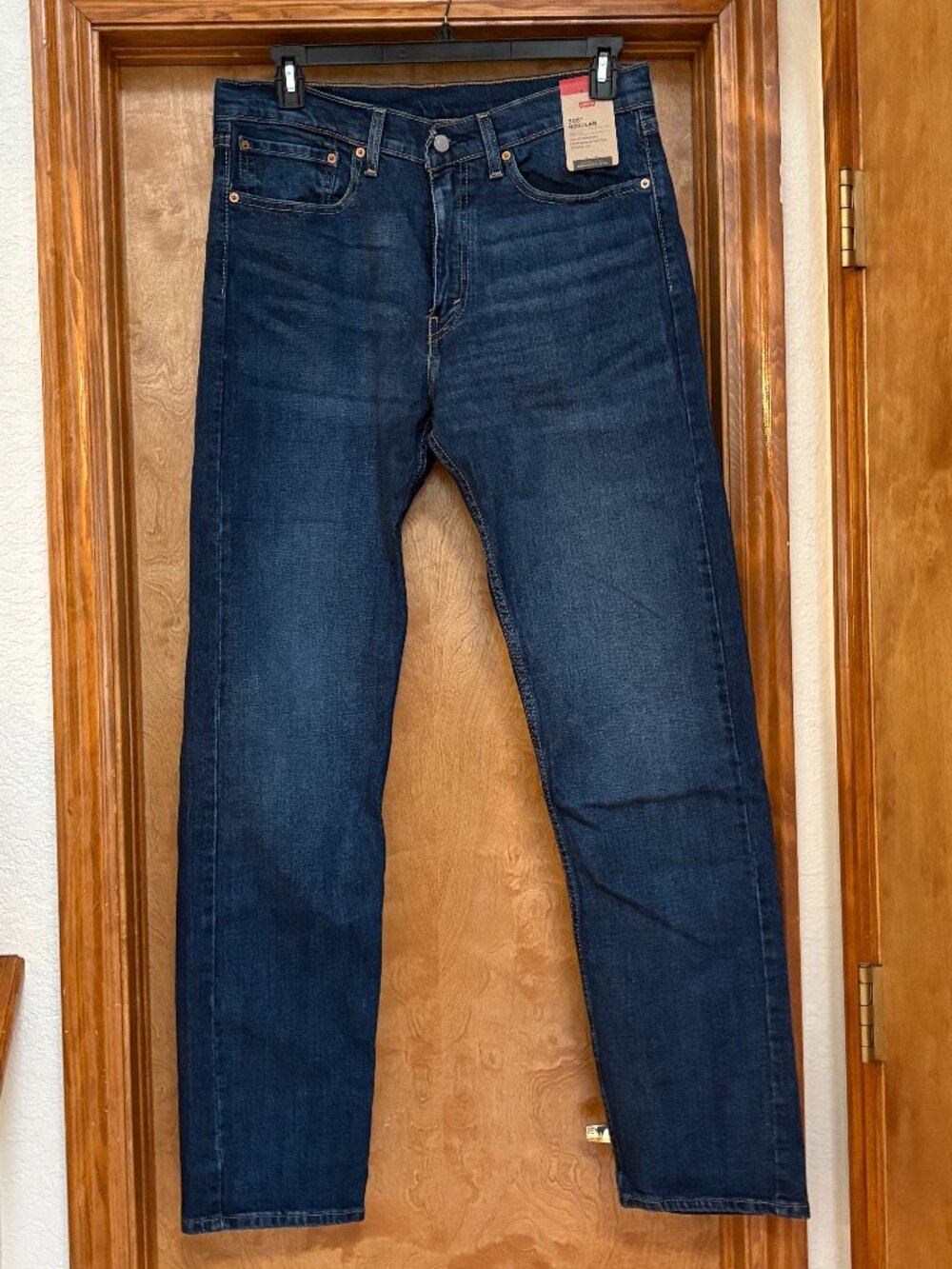 Levi's Men's 505 Regular Fit Jeans in Dark Indigo, 34x34, NWT